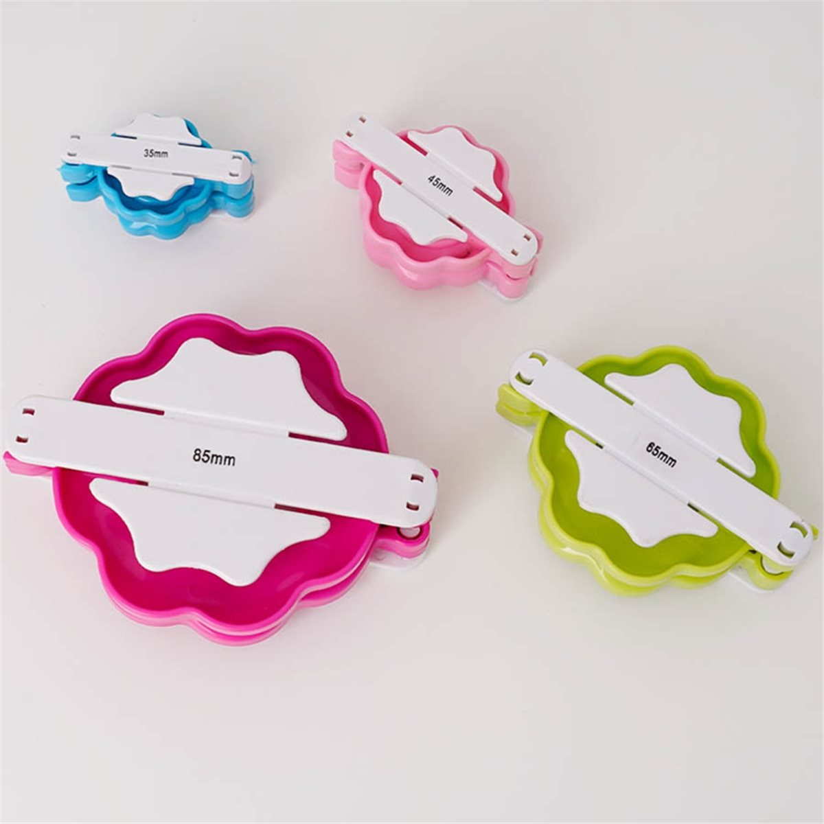Alat Pembuat Pompom 4 Ukuran T - Pom Pom Maker Tool ulasan dan harga