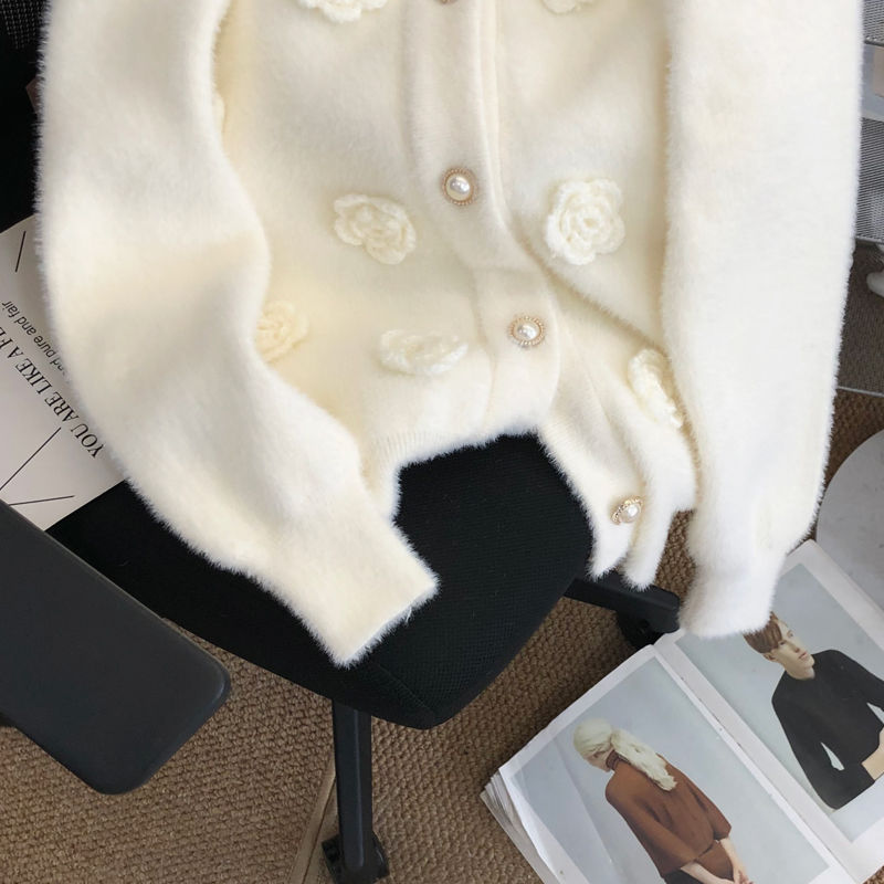 Sweter putih abadi Super baru  - Applique Patch Flower ulasan dan harga